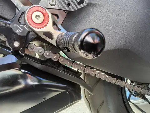 Ducati Schadengutachten vom Spezialisten in Aachen – Schadendokumentation, Bild 6 von 6 Ducati Schadengutachten vom Spezialisten in Aachen: Originalaufnahme 6 von 6 zur Schadendokumentation