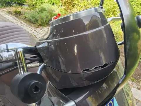 Motorroller Gutachten vom Experten im Kreis Aachen – Schadendokumentation, Bild 5 von 6 Motorroller Gutachten vom Experten im Kreis Aachen: Originalaufnahme 5 von 6 zur Schadendokumentation