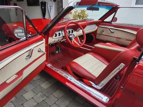 Oldtimergutachten Ford Mustang Cabrio (Baujahr 1966) – Schadendokumentation, Bild 6 von 6 Oldtimergutachten Ford Mustang Cabrio (Baujahr 1966): Originalaufnahme 6 von 6 zur Schadendokumentation
