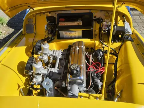 Oldtimergutachten für klassische Fahrzeuge in Düren – Schadendokumentation, Bild 6 von 6 Oldtimergutachten für klassische Fahrzeuge in Düren: Originalaufnahme 6 von 6 zur Schadendokumentation