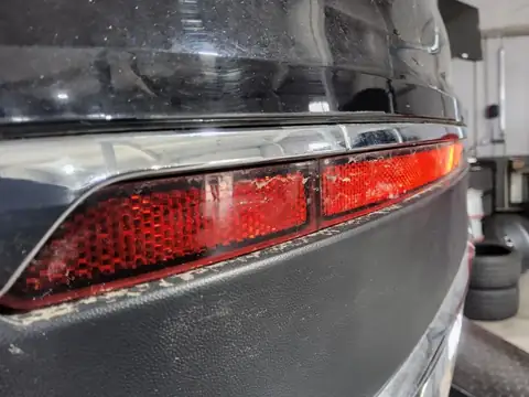 Verkehrsunfall mit britischem Fahrzeug – Was tun?: Originalaufnahme 5 von 6 zur Schadendokumentation